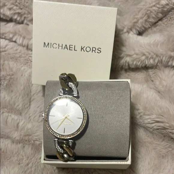 Michael Kors | Accessories | Michael Kors Silver And Gold  display picture 2